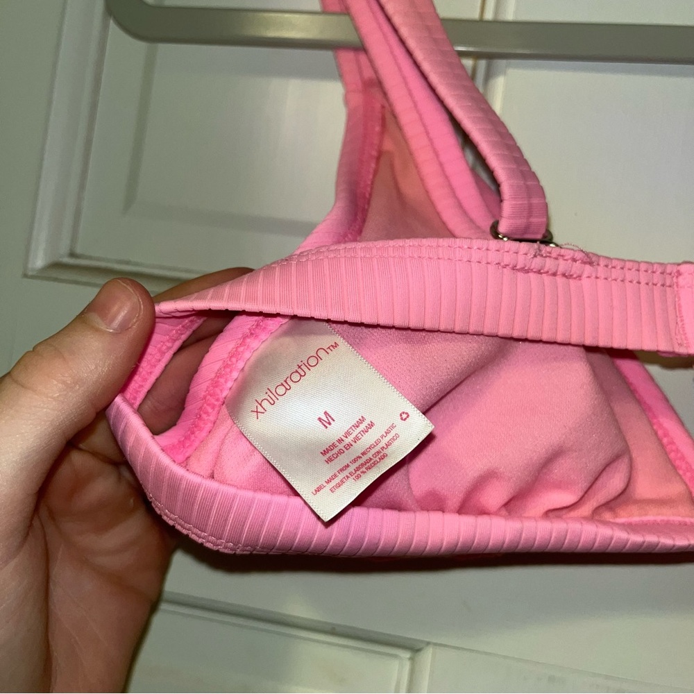 Pink Bikini - Picture 7 of 9